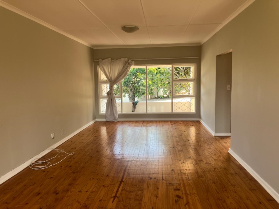 To Let 4 Bedroom Property for Rent in Vanes Estate Eastern Cape